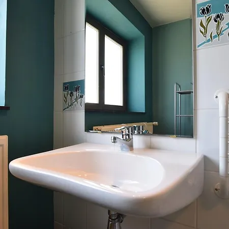 Semesterbostad Cozy Holiday In With Private Garden Bastogne